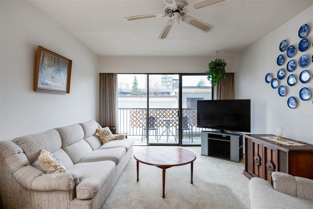 212 - 155 E 5th Street, Lower Lonsdale, North Vancouver