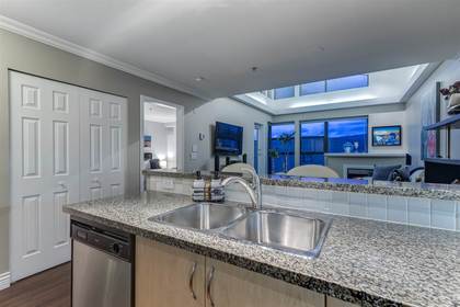 Open Kitchen at 505 - 305 Lonsdale Avenue, Lower Lonsdale, North Vancouver