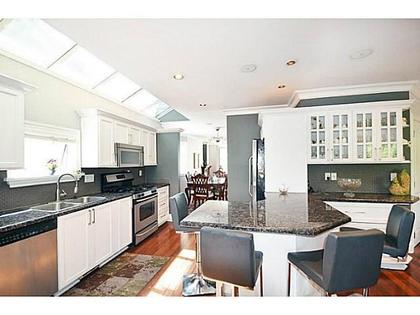 Dining-Room at 2556 Chesterfield Avenue, Upper Lonsdale, North Vancouver