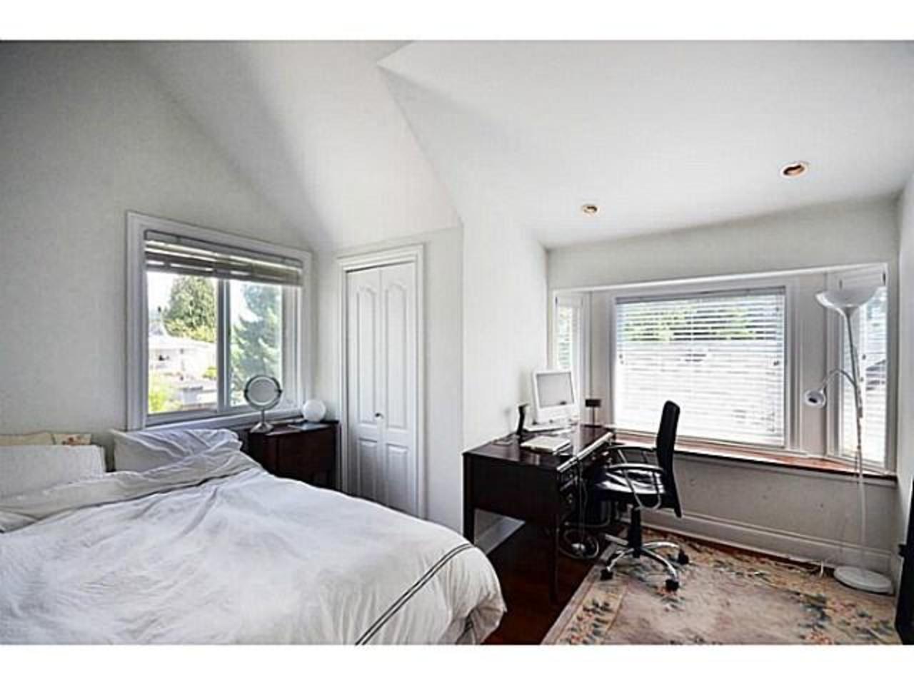 Bed-2 at 2556 Chesterfield Avenue, Upper Lonsdale, North Vancouver Bed-2 at 2556 Chesterfield Avenue, Upper Lonsdale, North Vancouver