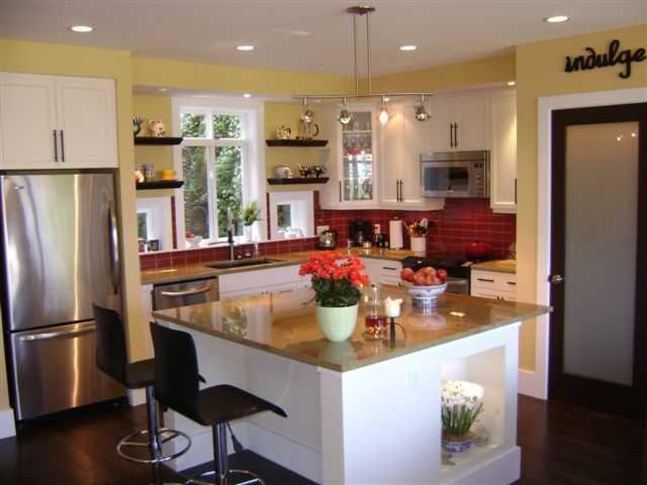 Kitchen at 51 Salal Court, Furry Creek, West Vancouver