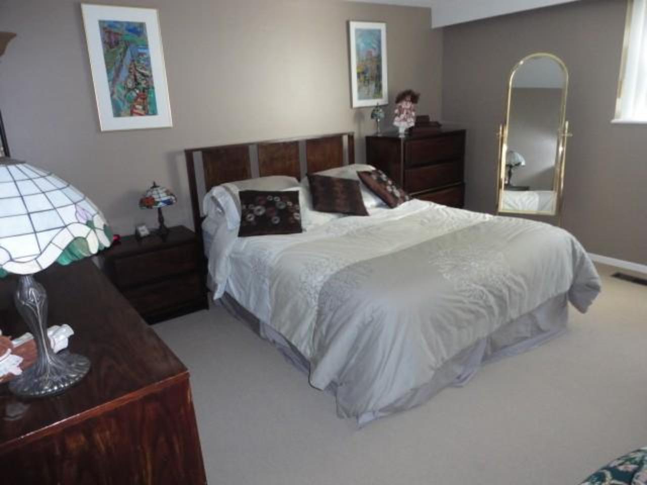 Bedroom at 2933 Capilano Road, Capilano NV, North Vancouver Bedroom at 2933 Capilano Road, Capilano NV, North Vancouver