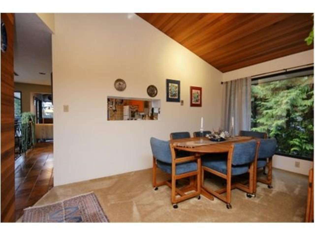 Dining-Room at 570 Bayview Road, Lions Bay, West Vancouver