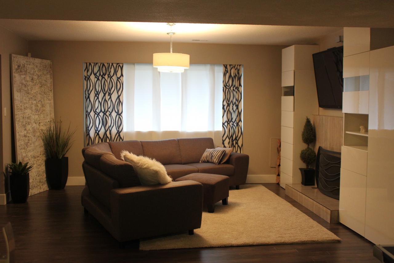Family-Room at 2830 Dollarton Hwy, North Vancouver Family-Room at 2830 Dollarton Hwy, North Vancouver