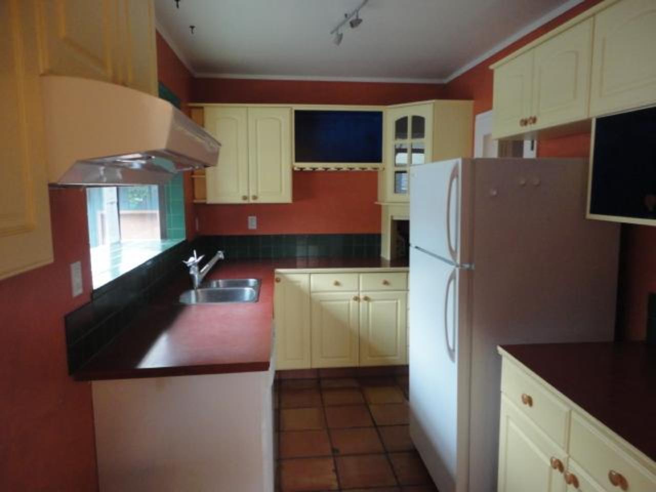 Kitchen at 24  Drive, Glenmore, West Vancouver Kitchen at 24  Drive, Glenmore, West Vancouver