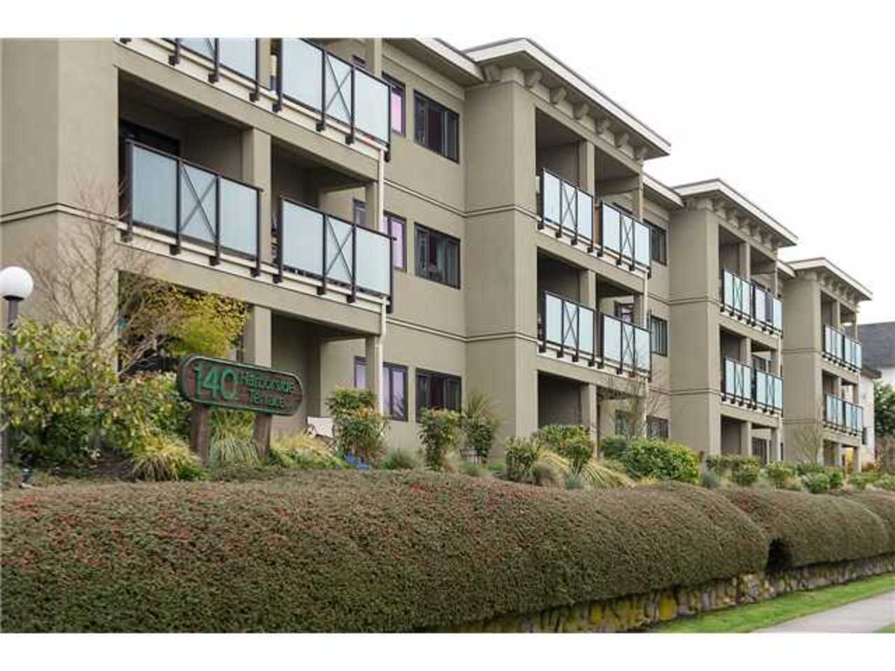 Building at 218 - 140 4th Street, Lower Lonsdale, North Vancouver Building at 218 - 140 4th Street, Lower Lonsdale, North Vancouver