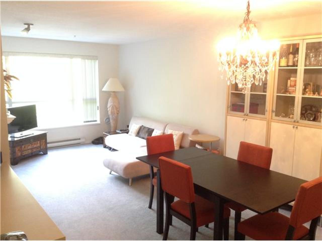 Dining-Room at 209 - 2551 Parkview Lane Dining-Room at 209 - 2551 Parkview Lane