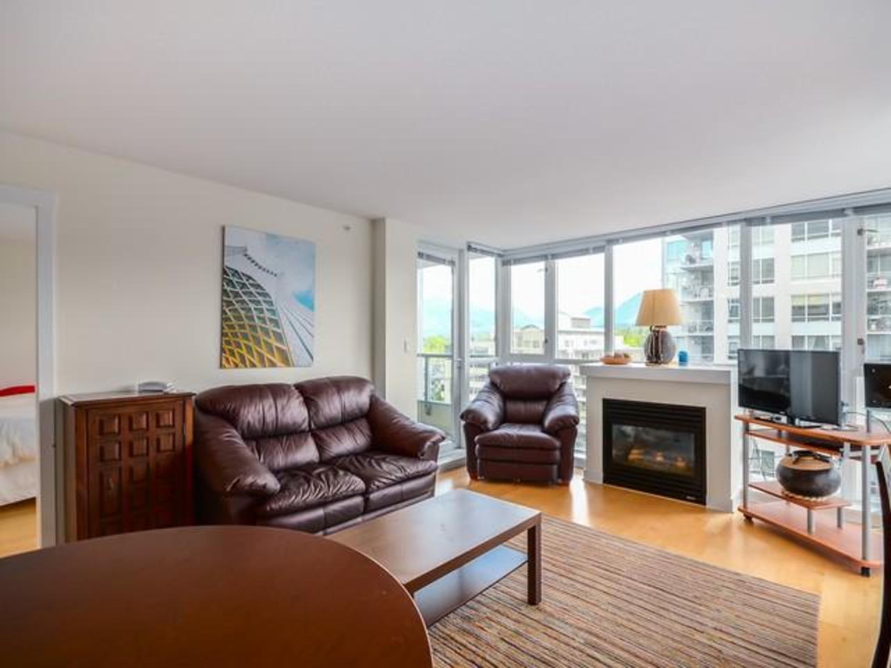 Living at 704 - 121 16th Street, Central Lonsdale, North Vancouver Living at 704 - 121 16th Street, Central Lonsdale, North Vancouver