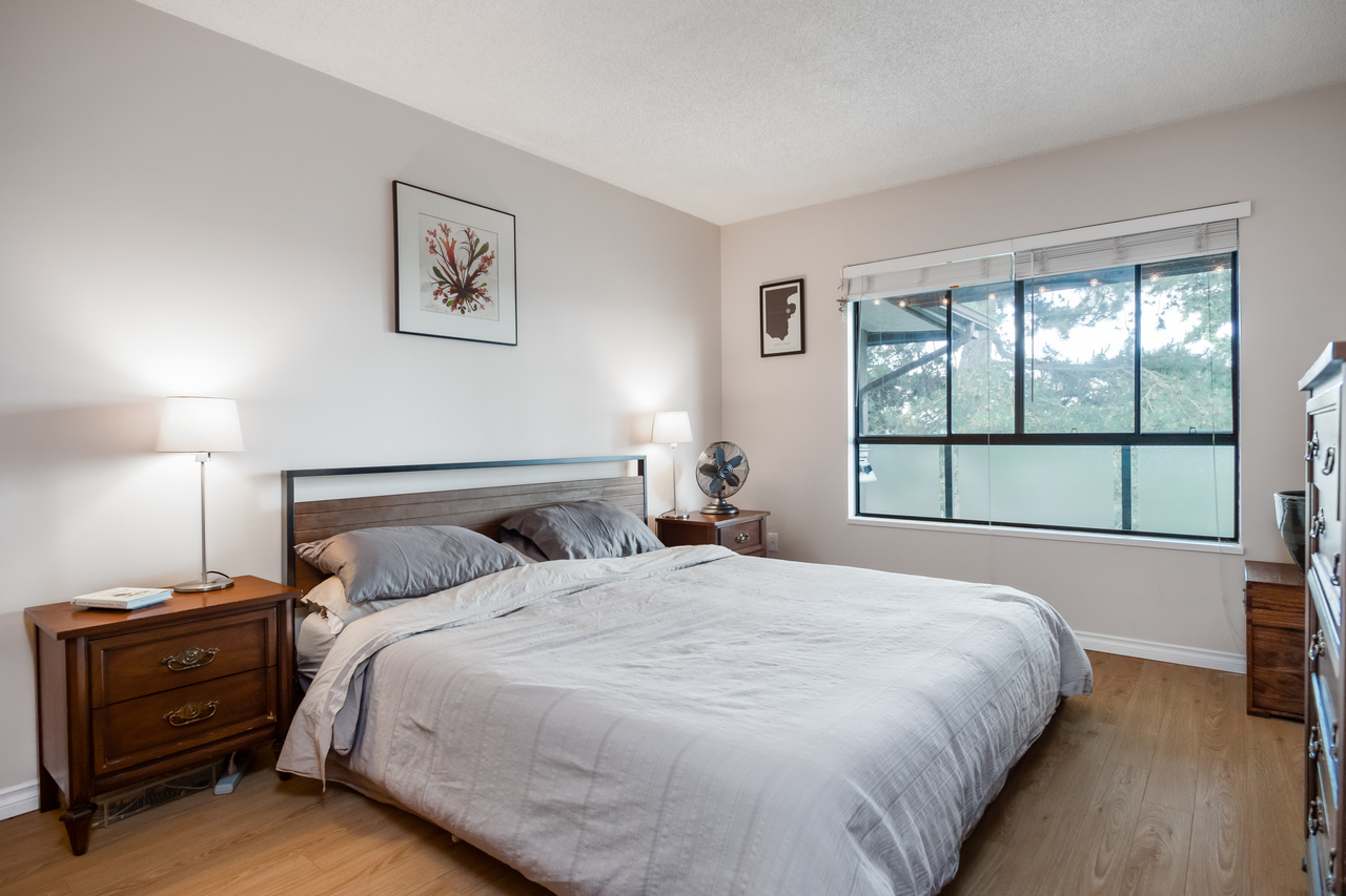 021 at 330 - 210 W 2nd Street, Lower Lonsdale, North Vancouver