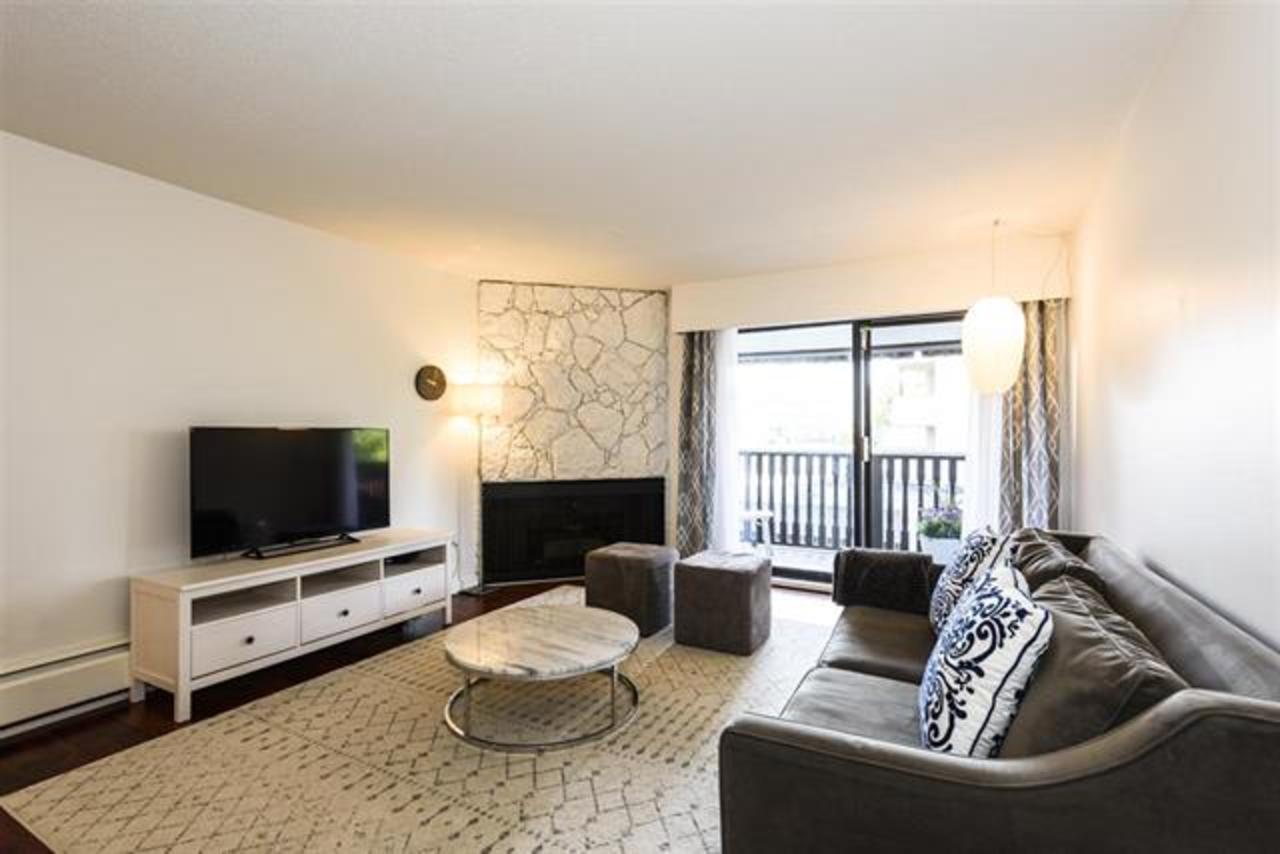 2 at 301 - 1610 Chesterfield Street, Central Lonsdale, North Vancouver 2 at 301 - 1610 Chesterfield Street, Central Lonsdale, North Vancouver