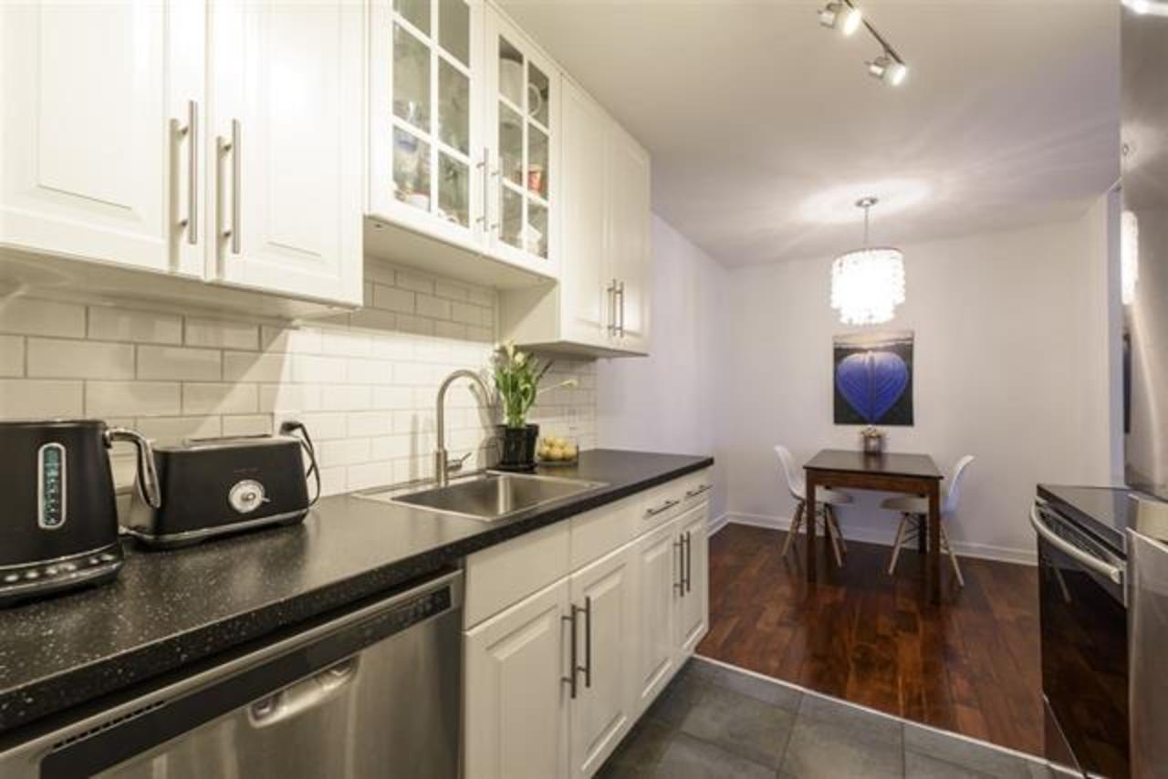 6 at 301 - 1610 Chesterfield Street, Central Lonsdale, North Vancouver 6 at 301 - 1610 Chesterfield Street, Central Lonsdale, North Vancouver