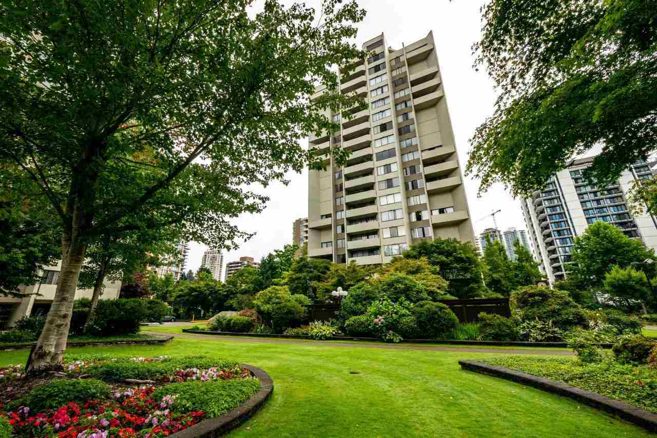 1408 - 4300 Mayberry Street, Metrotown, Burnaby South 