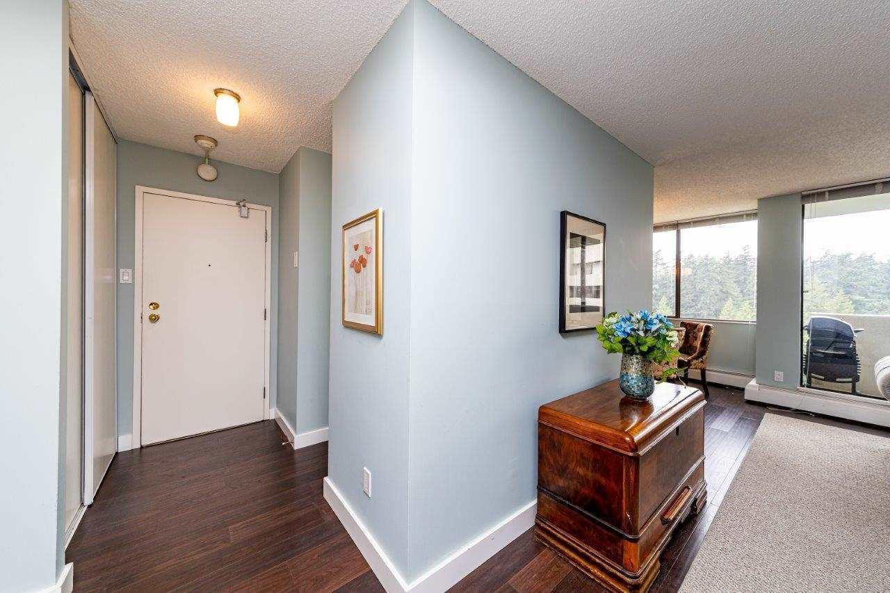 4300-mayberry-street-metrotown-burnaby-south-14 at 1408 - 4300 Mayberry Street, Metrotown, Burnaby South 4300-mayberry-street-metrotown-burnaby-south-14 at 1408 - 4300 Mayberry Street, Metrotown, Burnaby South