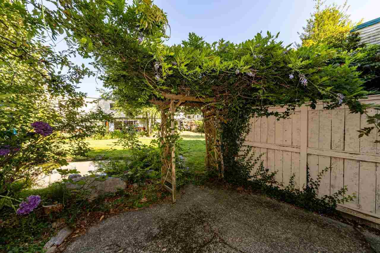 880-westview-crescent-upper-lonsdale-north-vancouver-16 at 880 Westview Crescent, Upper Lonsdale, North Vancouver 880-westview-crescent-upper-lonsdale-north-vancouver-16 at 880 Westview Crescent, Upper Lonsdale, North Vancouver