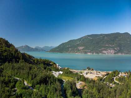 1121-copper-drive-britannia-beach-squamish-01