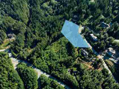 1121-copper-drive-britannia-beach-squamish-05