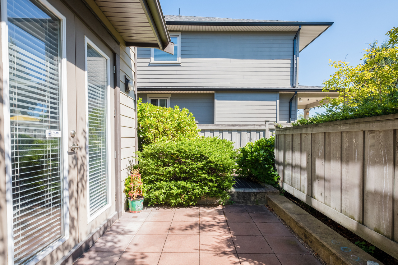 31 at 327 East 15th Street, Central Lonsdale, North Vancouver 31 at 327 East 15th Street, Central Lonsdale, North Vancouver