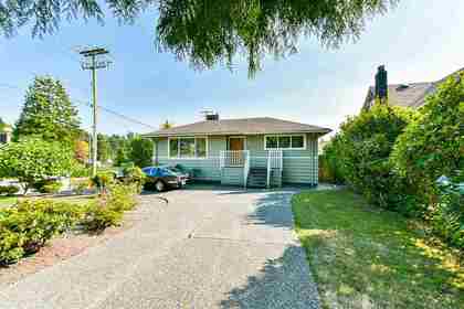 265-e-23rd-street-central-lonsdale-north-vancouver-01