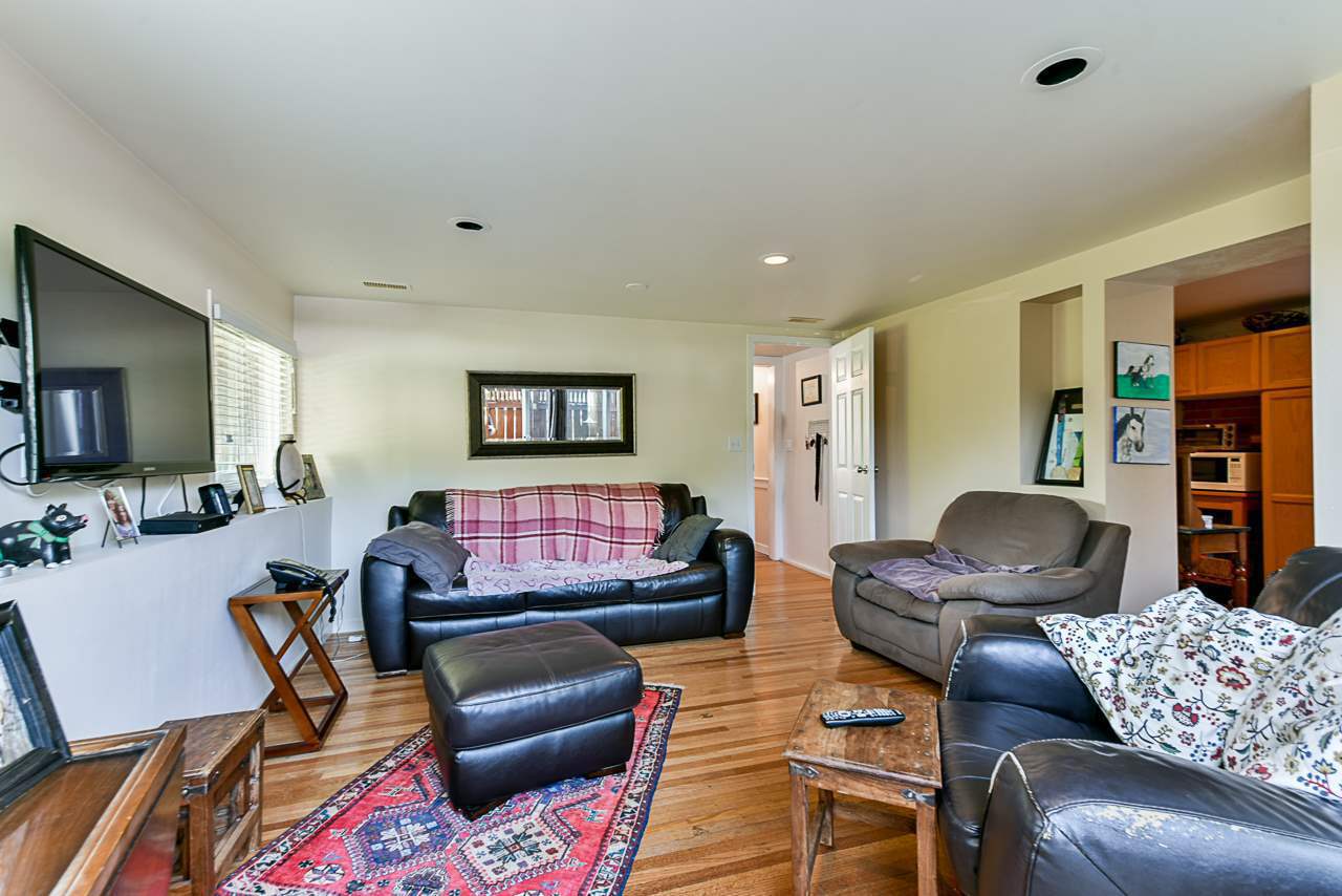 265-e-23rd-street-central-lonsdale-north-vancouver-10 at 265 E 23rd Street, Central Lonsdale, North Vancouver 265-e-23rd-street-central-lonsdale-north-vancouver-10 at 265 E 23rd Street, Central Lonsdale, North Vancouver