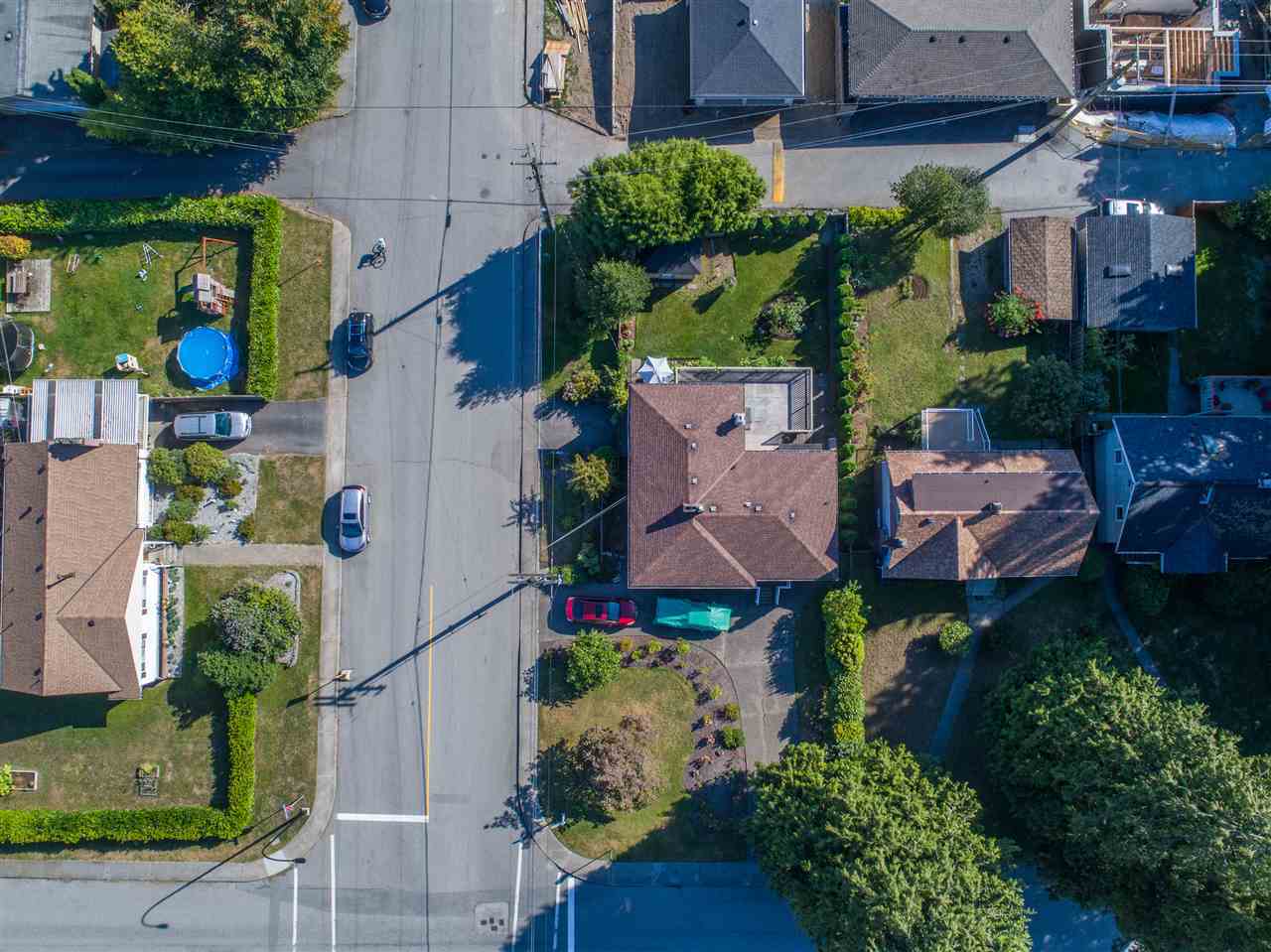 265-e-23rd-street-central-lonsdale-north-vancouver-19 at 265 E 23rd Street, Central Lonsdale, North Vancouver 265-e-23rd-street-central-lonsdale-north-vancouver-19 at 265 E 23rd Street, Central Lonsdale, North Vancouver