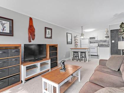 251-w-4th-street-lower-lonsdale-north-vancouver-01