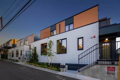 720-e-3rd-street-queensbury-north-vancouver-01