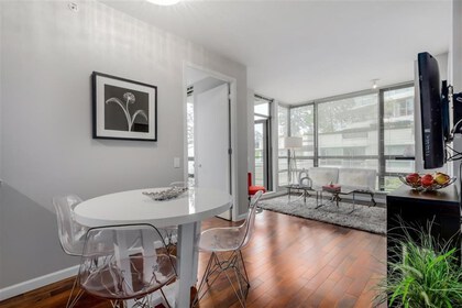 170-w-1st-street-lower-lonsdale-north-vancouver-02