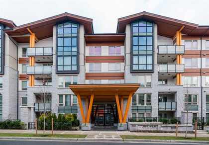 2632-library-lane-lynn-valley-north-vancouver-01