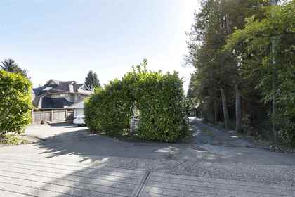 1840-mathers-avenue-ambleside-west-vancouver-02