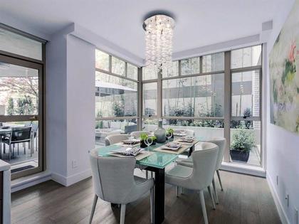 DiningRoom