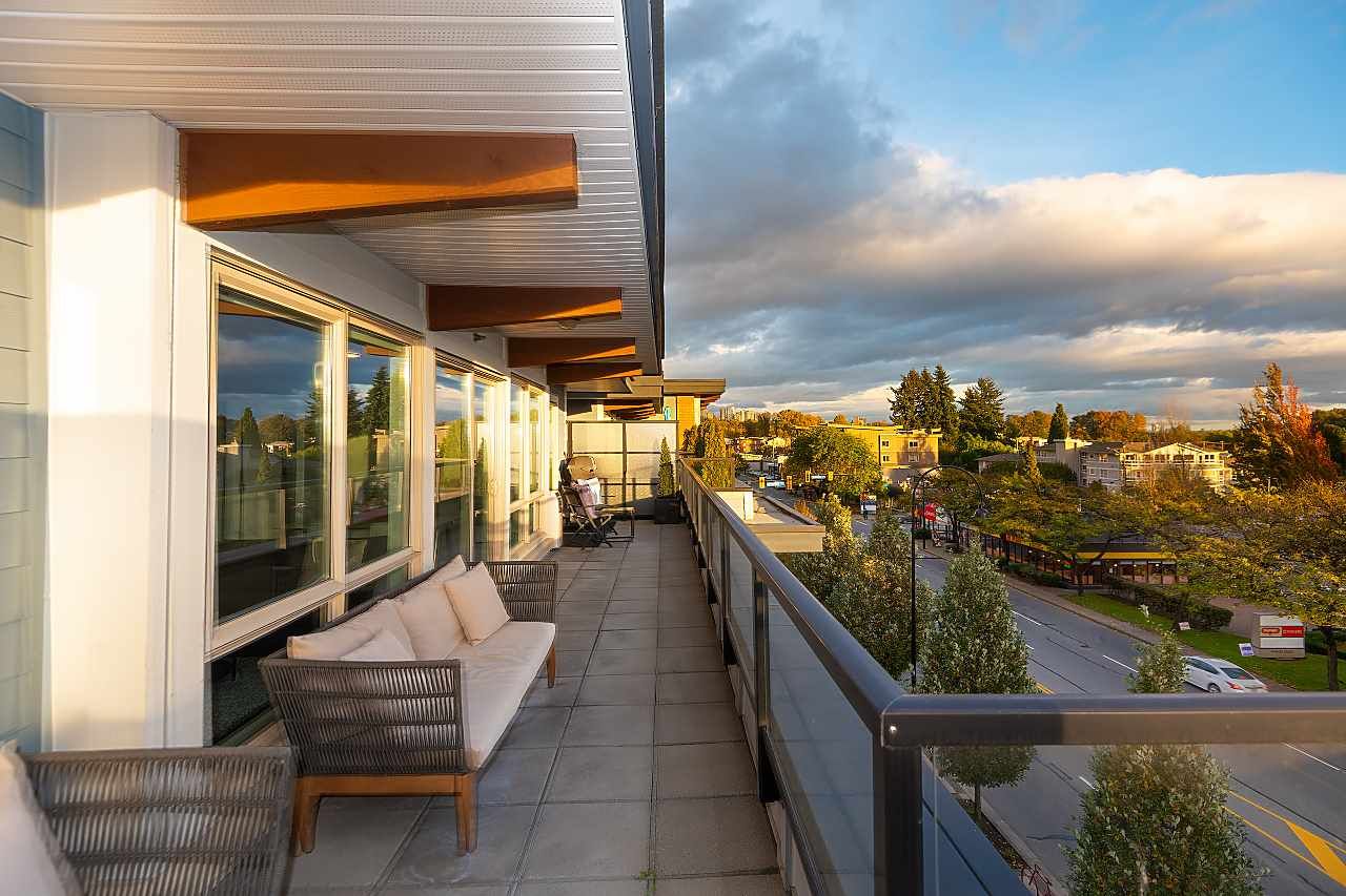 262561294-12 at 403 - 1330 Marine Drive, North Vancouver 262561294-12 at 403 - 1330 Marine Drive, North Vancouver