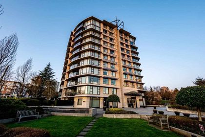 683-w-victoria-park-avenue-lower-lonsdale-north-vancouver-01
