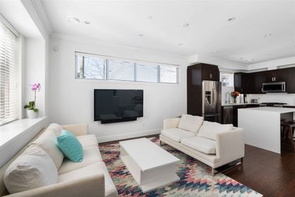 1723-napier-street-grandview-woodland-vancouver-east-04