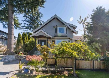 2556-chesterfield-avenue-upper-lonsdale-north-vancouver-02