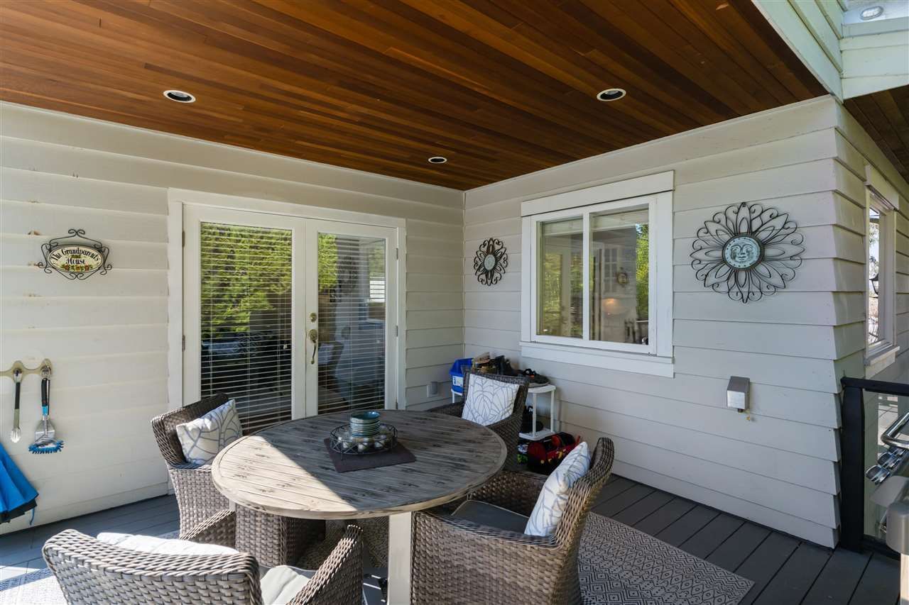 2556-chesterfield-avenue-upper-lonsdale-north-vancouver-17 at 2556 Chesterfield Avenue, Upper Lonsdale, North Vancouver 2556-chesterfield-avenue-upper-lonsdale-north-vancouver-17 at 2556 Chesterfield Avenue, Upper Lonsdale, North Vancouver