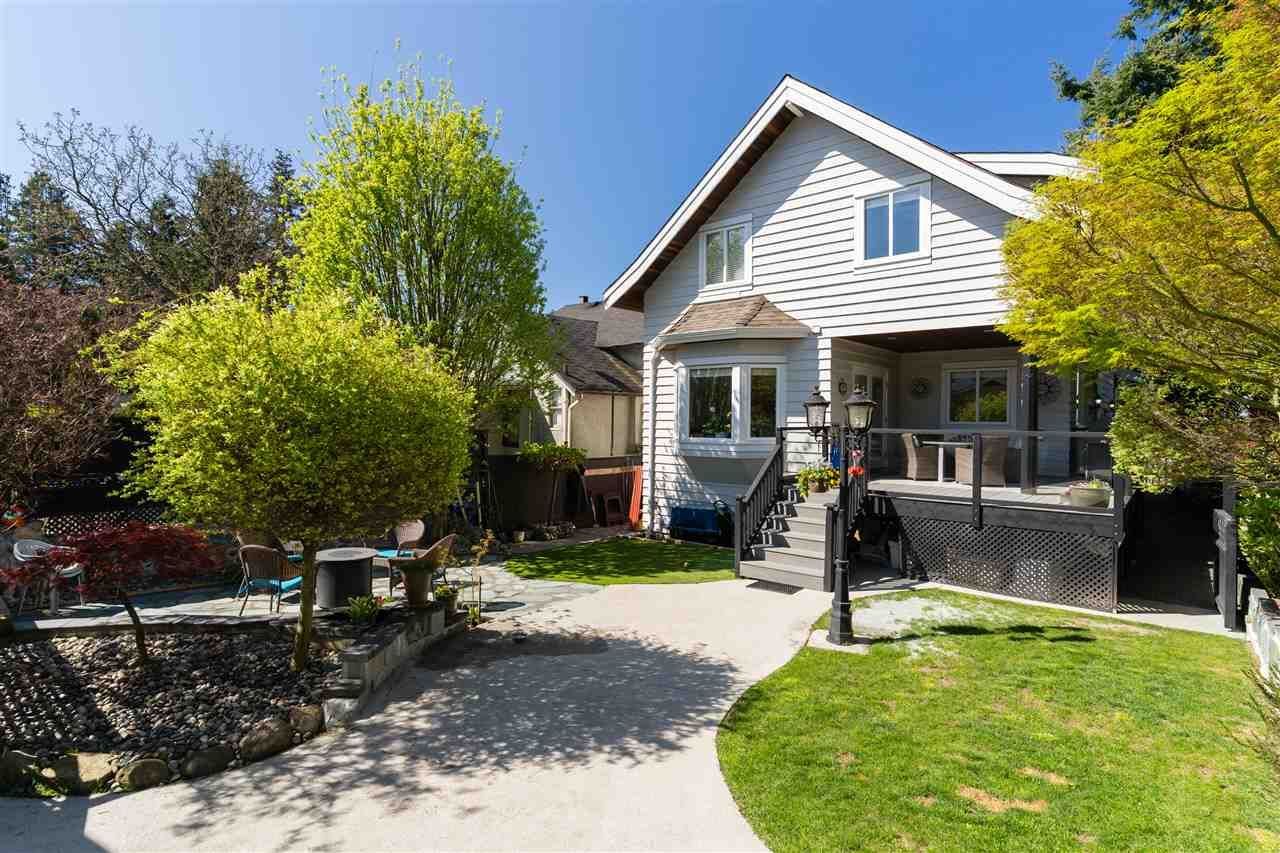 2556-chesterfield-avenue-upper-lonsdale-north-vancouver-19 at 2556 Chesterfield Avenue, Upper Lonsdale, North Vancouver 2556-chesterfield-avenue-upper-lonsdale-north-vancouver-19 at 2556 Chesterfield Avenue, Upper Lonsdale, North Vancouver