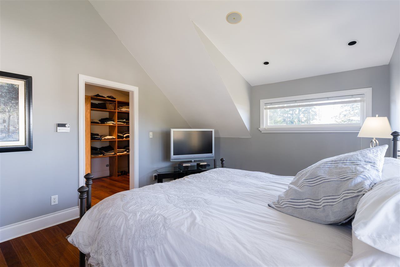 2556-chesterfield-avenue-upper-lonsdale-north-vancouver-24 at 2556 Chesterfield Avenue, Upper Lonsdale, North Vancouver 2556-chesterfield-avenue-upper-lonsdale-north-vancouver-24 at 2556 Chesterfield Avenue, Upper Lonsdale, North Vancouver
