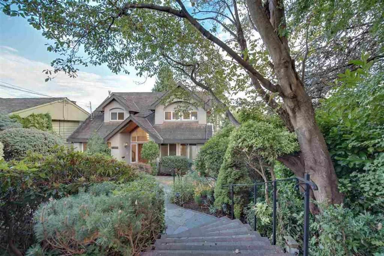 2160-nelson-avenue-dundarave-west-vancouver-11 at 2160 Nelson Avenue, Dundarave, West Vancouver 2160-nelson-avenue-dundarave-west-vancouver-11 at 2160 Nelson Avenue, Dundarave, West Vancouver