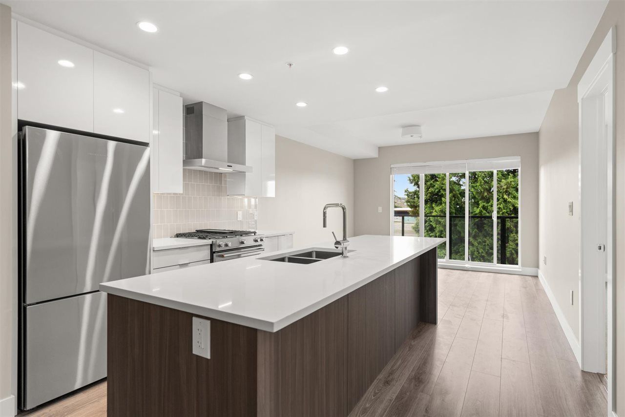 310 - 1496 Charlotte Road, Lynnmour, North Vancouver