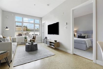 2828-main-street-mount-pleasant-ve-vancouver-east-04