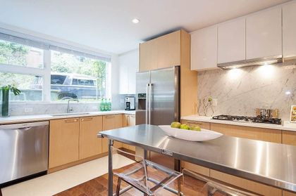 2222-caledonia-avenue-deep-cove-north-vancouver-03