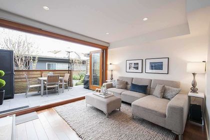 2222-caledonia-avenue-deep-cove-north-vancouver-07