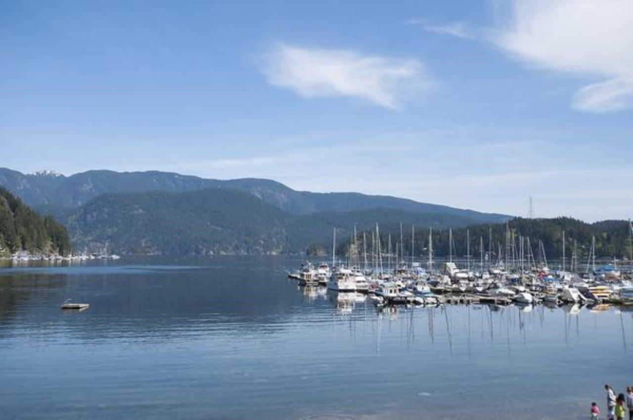 2222-caledonia-avenue-deep-cove-north-vancouver-21 at 2222 Caledonia Avenue, Deep Cove, North Vancouver 2222-caledonia-avenue-deep-cove-north-vancouver-21 at 2222 Caledonia Avenue, Deep Cove, North Vancouver