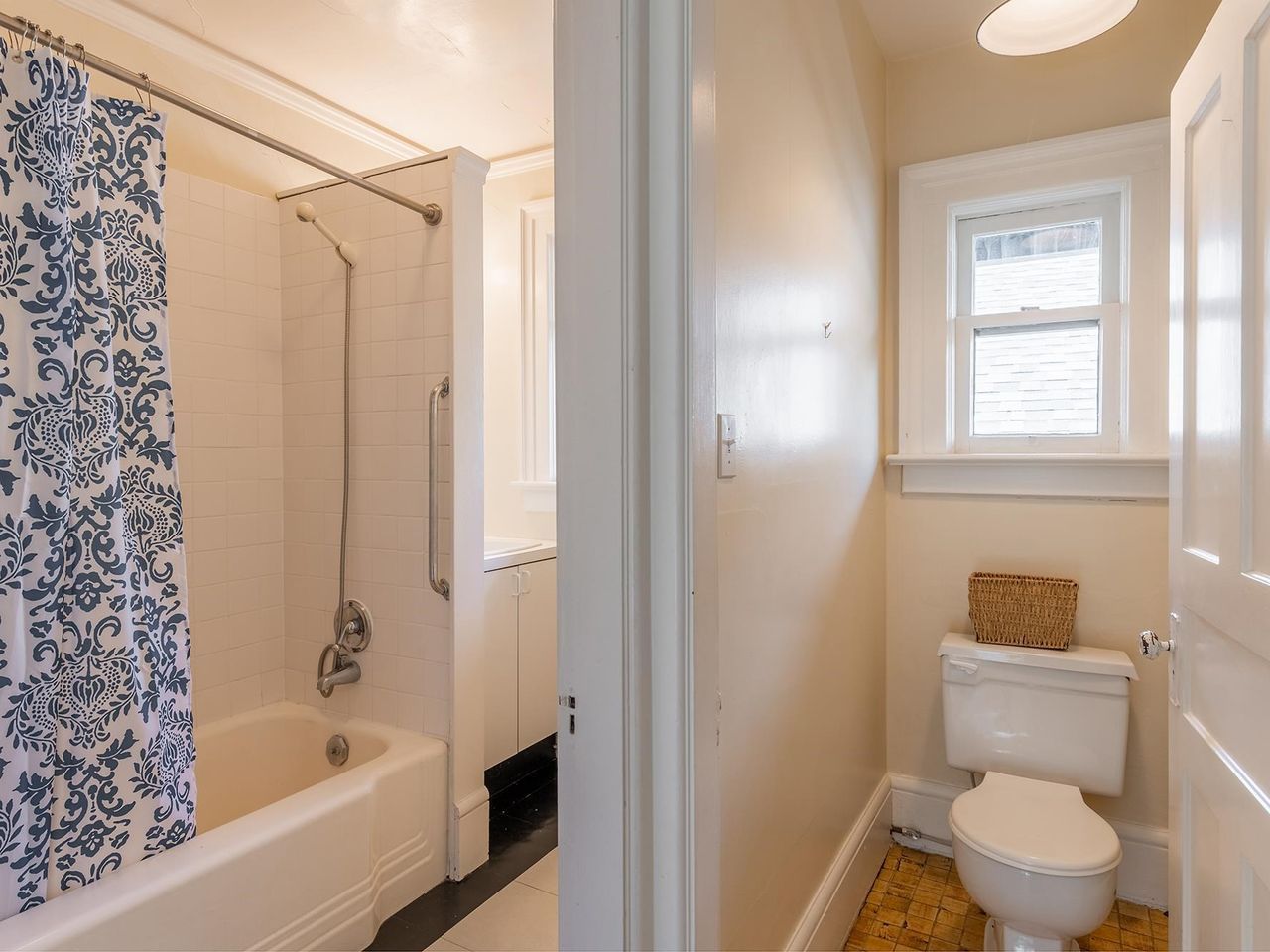 2615-w-2nd-avenue-kitsilano-vancouver-west-11 at 2615 W 2nd Avenue, Kitsilano, Vancouver West 2615-w-2nd-avenue-kitsilano-vancouver-west-11 at 2615 W 2nd Avenue, Kitsilano, Vancouver West