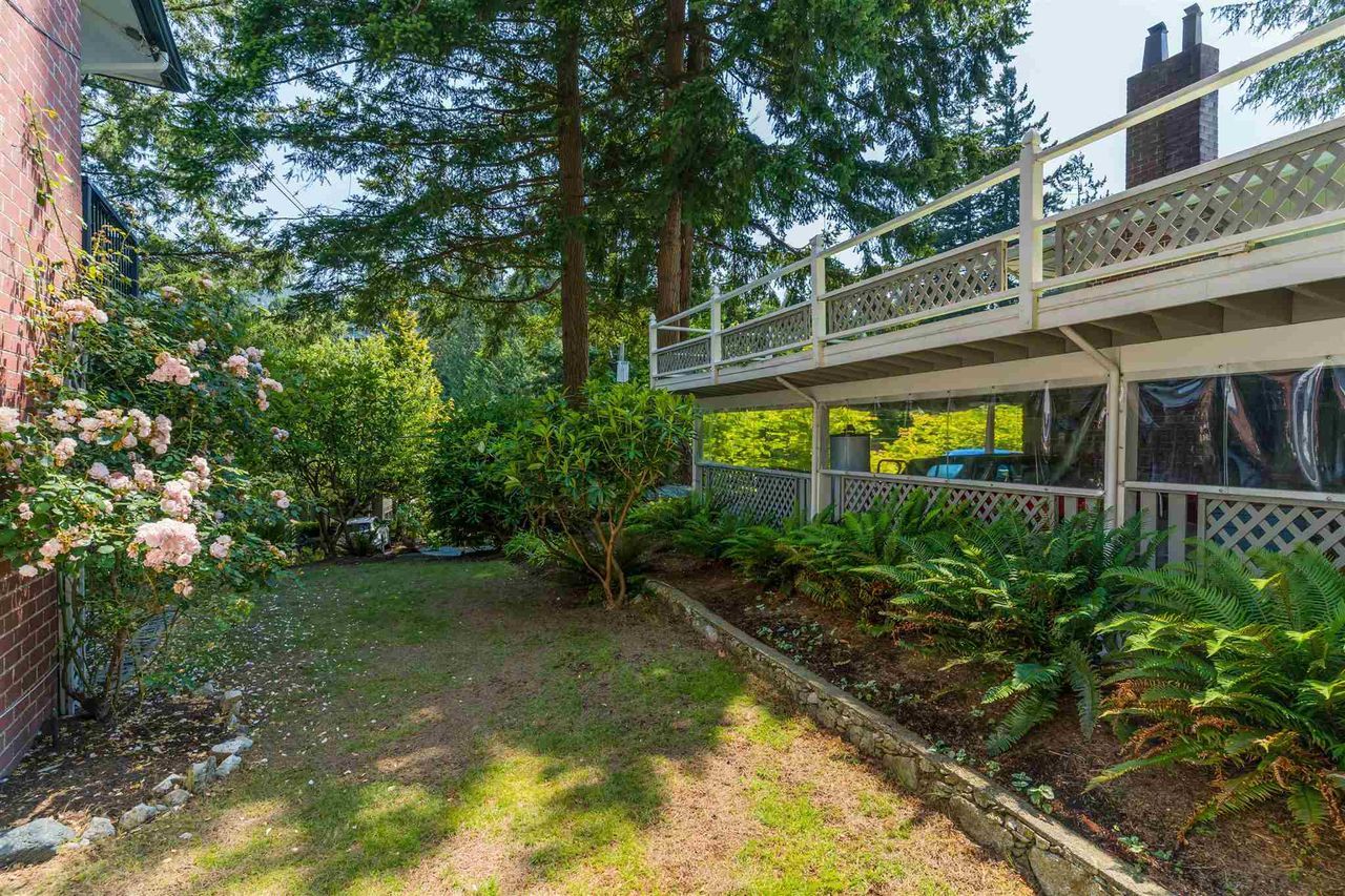 6825-hycroft-road-whytecliff-west-vancouver-25 at 6825 Hycroft Road, Whytecliff, West Vancouver 6825-hycroft-road-whytecliff-west-vancouver-25 at 6825 Hycroft Road, Whytecliff, West Vancouver