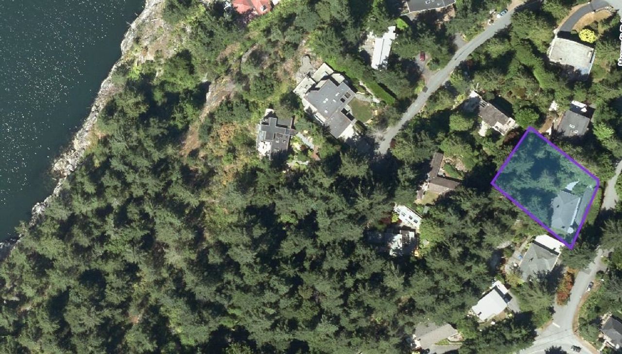 6825-hycroft-road-whytecliff-west-vancouver-26 at 6825 Hycroft Road, Whytecliff, West Vancouver 6825-hycroft-road-whytecliff-west-vancouver-26 at 6825 Hycroft Road, Whytecliff, West Vancouver