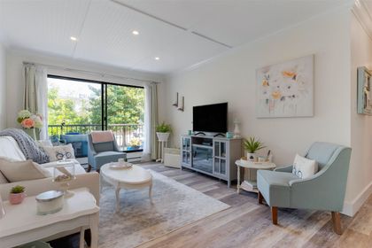 251-w-4th-street-lower-lonsdale-north-vancouver-02