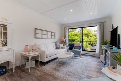 251-w-4th-street-lower-lonsdale-north-vancouver-03