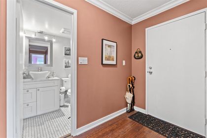 341-w-3rd-street-lower-lonsdale-north-vancouver-04