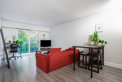 711-e-6th-avenue-mount-pleasant-ve-vancouver-east-03